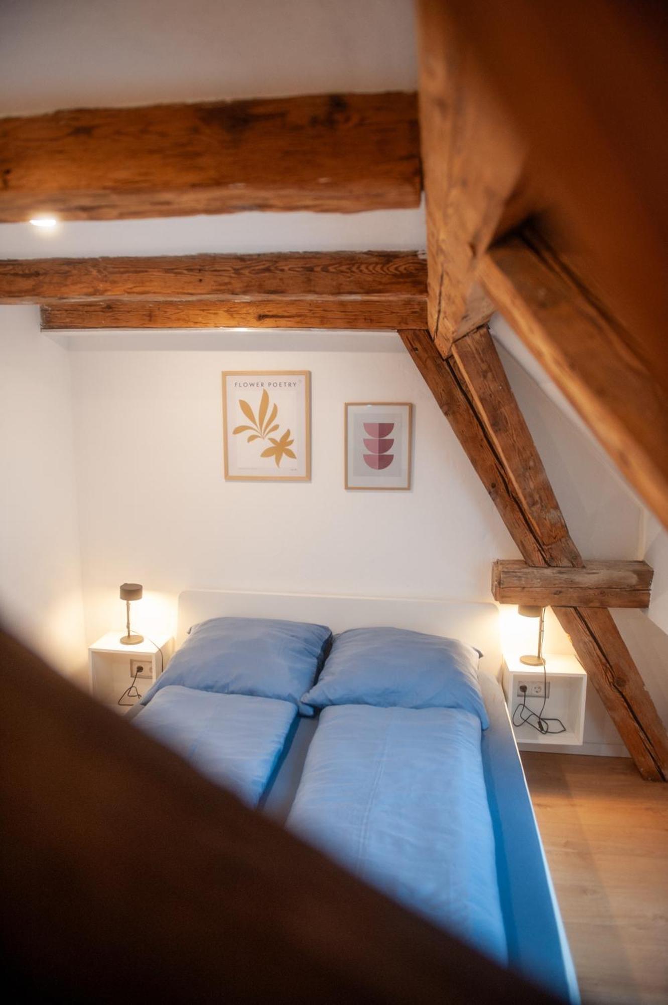 Schlossberg - Ferienwohnung Im Herzen Von Selb Bagian luar foto